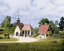 40-14461 - Kirche, Pfarrhaus