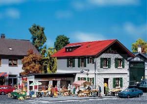 241-131273 - Wohnhaus mit Ladengeschäft