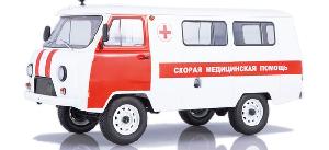 330-83SSM2004 - UAZ-3962 Sanitätsfahrzeug
