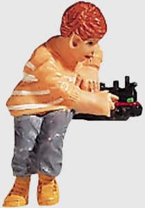 540-687240 - Figur Junge mit Lok
