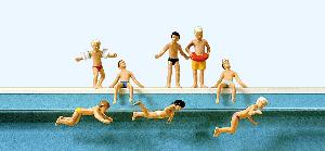 663-10307 - Kinder im Schwimmbad