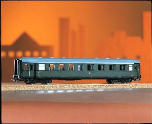 680-53272 - Eilzugwagen DR 1/2