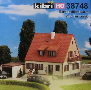 920-38748 - Einfamilienhaus mit Terrasse